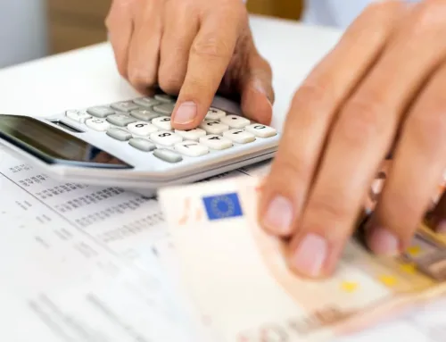 ΑΑΔΕ: Απαιτείται καταχώρηση ΙΒΑΝ στο myAADE για άμεση καταβολή επιστροφών και επιδοτήσεων