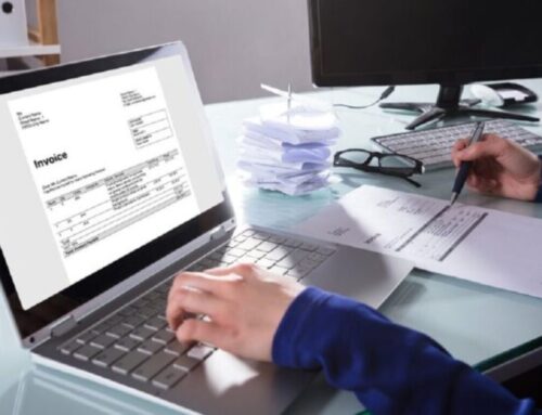 Από το μπλοκάκι στο cloud: Πώς αλλάζουν τα τιμολόγια στην αγορά, ποιες επιχειρήσεις μπαίνουν πρώτες.